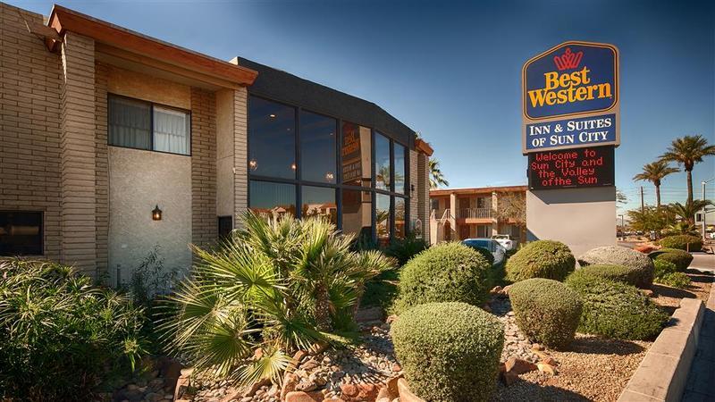 Quality Inn & Suites Phoenix Nw - Sun City Youngtown Dış mekan fotoğraf