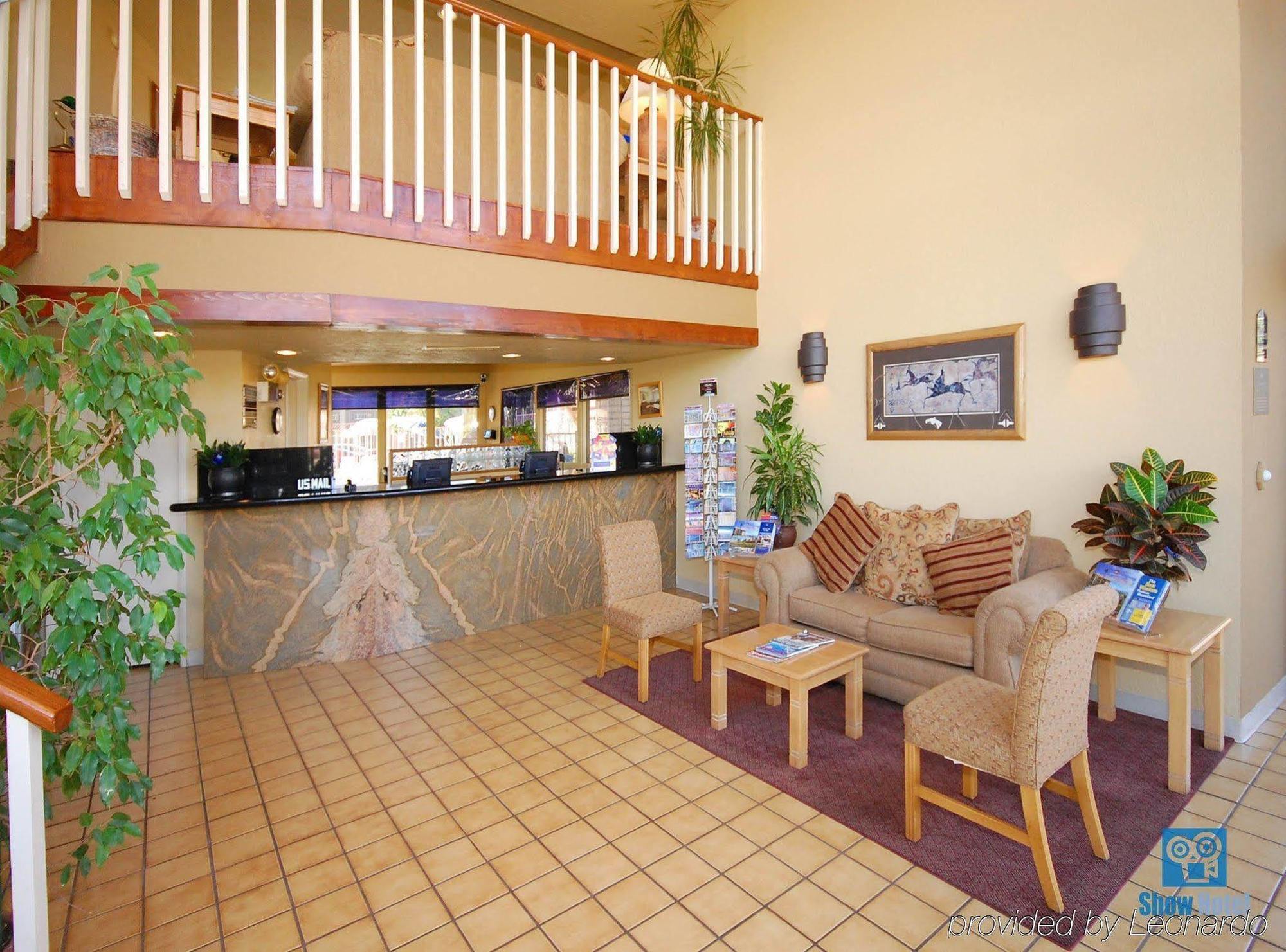 Quality Inn & Suites Phoenix Nw - Sun City Youngtown Dış mekan fotoğraf