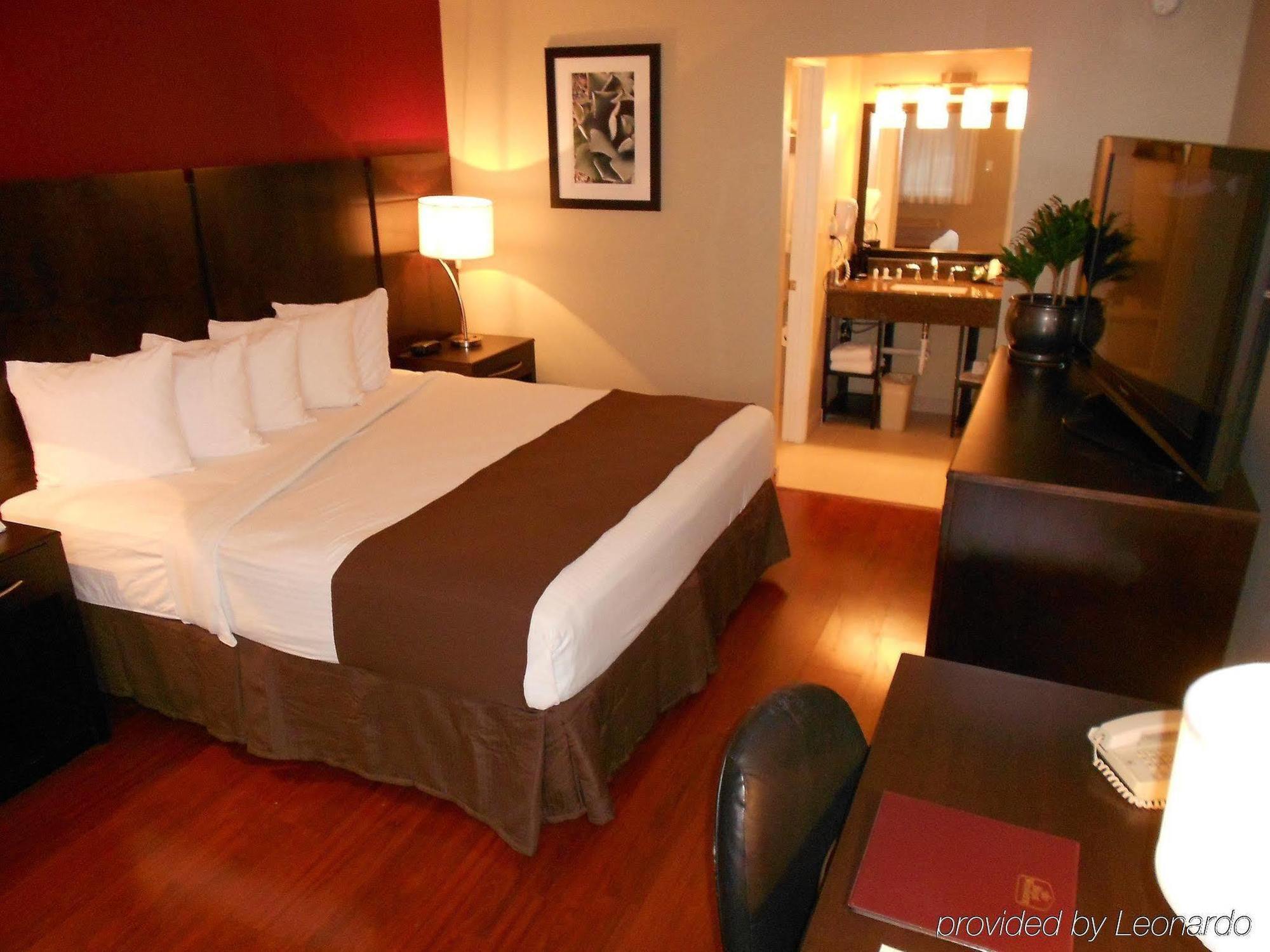 Quality Inn & Suites Phoenix Nw - Sun City Youngtown Oda fotoğraf