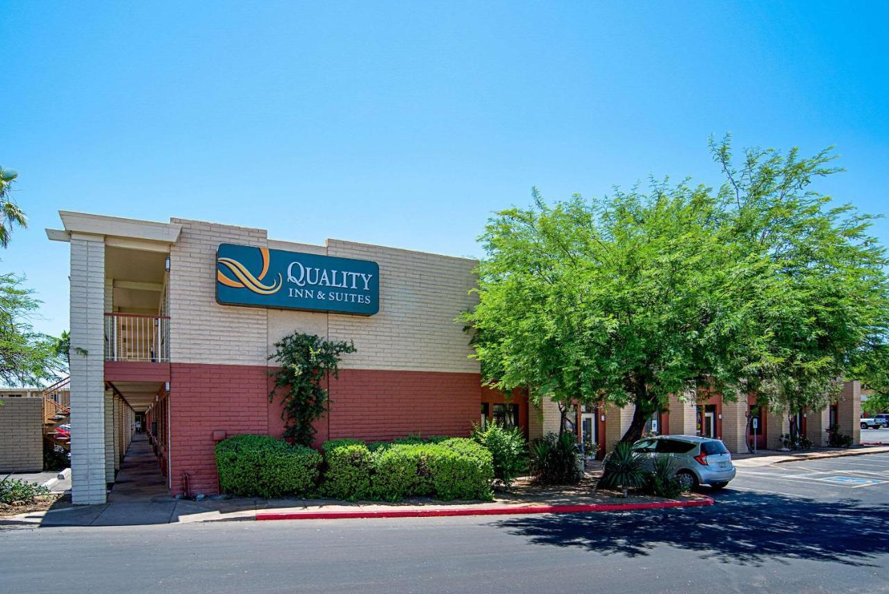 Quality Inn & Suites Phoenix Nw - Sun City Youngtown Dış mekan fotoğraf